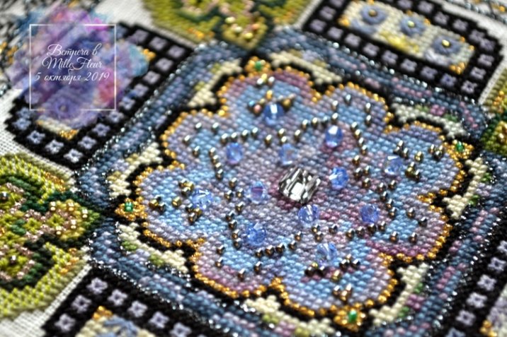 Работа Ольги Шаповаловой (@ole4ka_shapovalova) - Romantic Rose Garden Mandala от Chatelaine Design