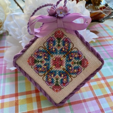 Just Nan Flower Girls by @innusiabelousia